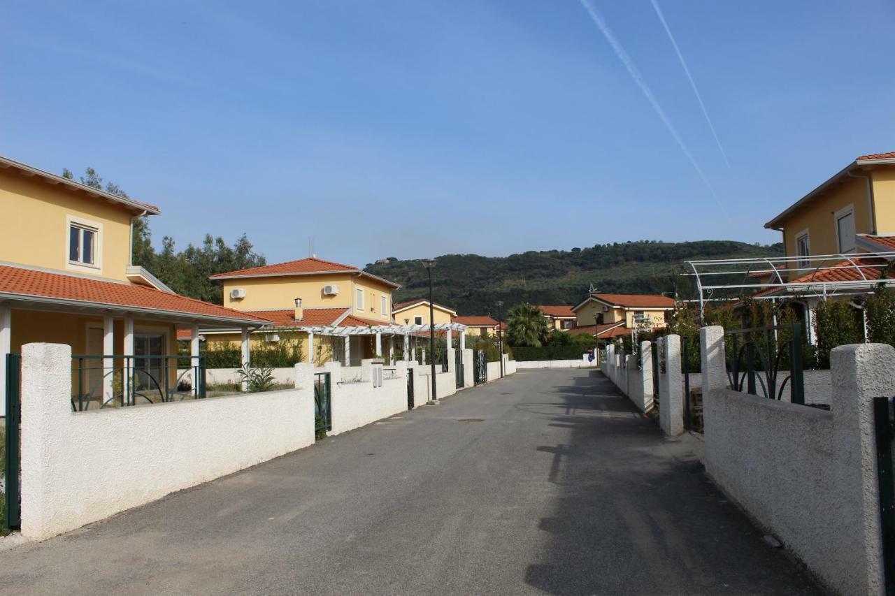 Portoada Park Villas Pizzo  Exterior photo