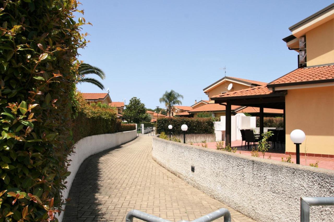 Portoada Park Villas Pizzo  Exterior photo
